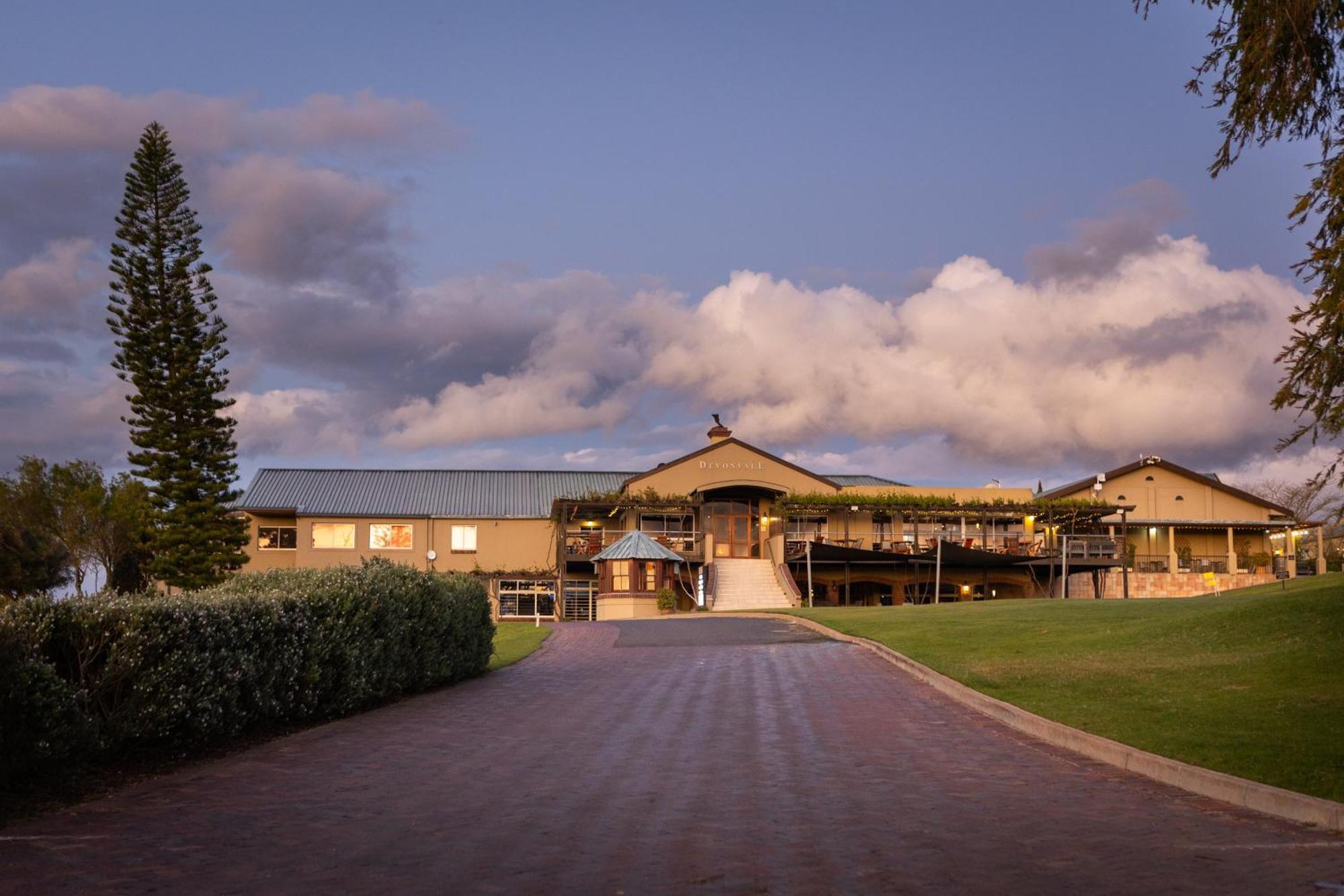 Devonvale Golf&Wine Lodge Stellenbosch Buitenkant foto